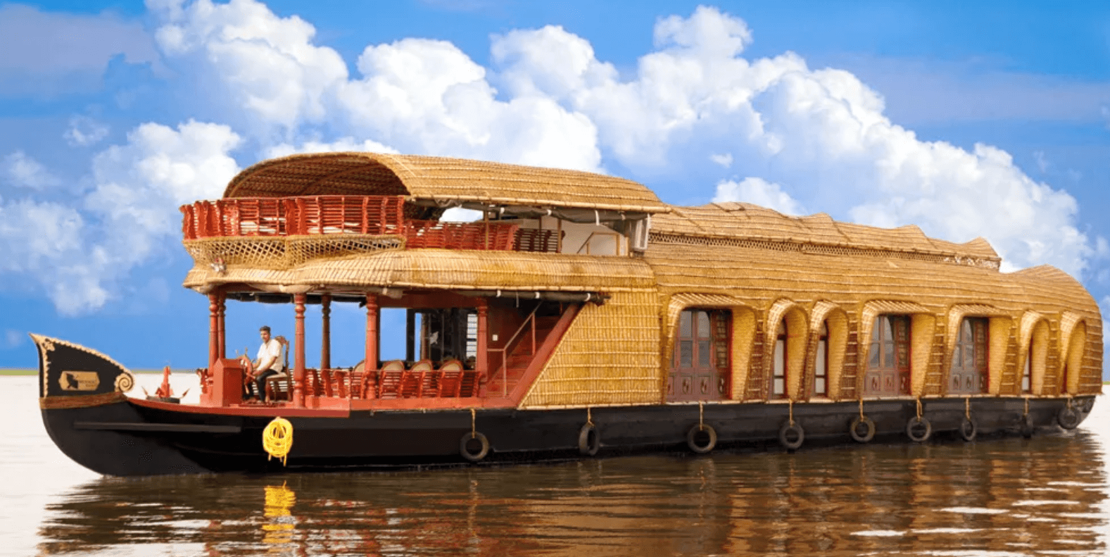 Kerala 4N/5D: Munnar, Thekkady & Alleppey Houseboat